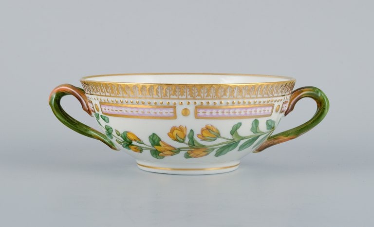 Royal Copenhagen Flora Danica boullion cup with saucer in hand-painted porcelain with branch-shaped - 5