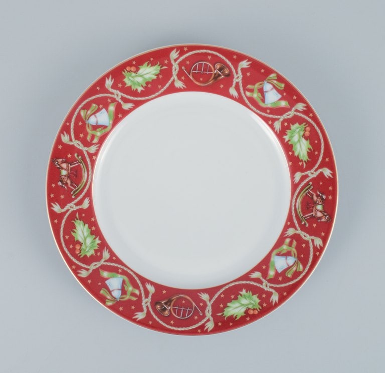 Rosenthal, a set of six Christmas plates in porcelain decorated with Christmas motifs. Burgundy with - 2