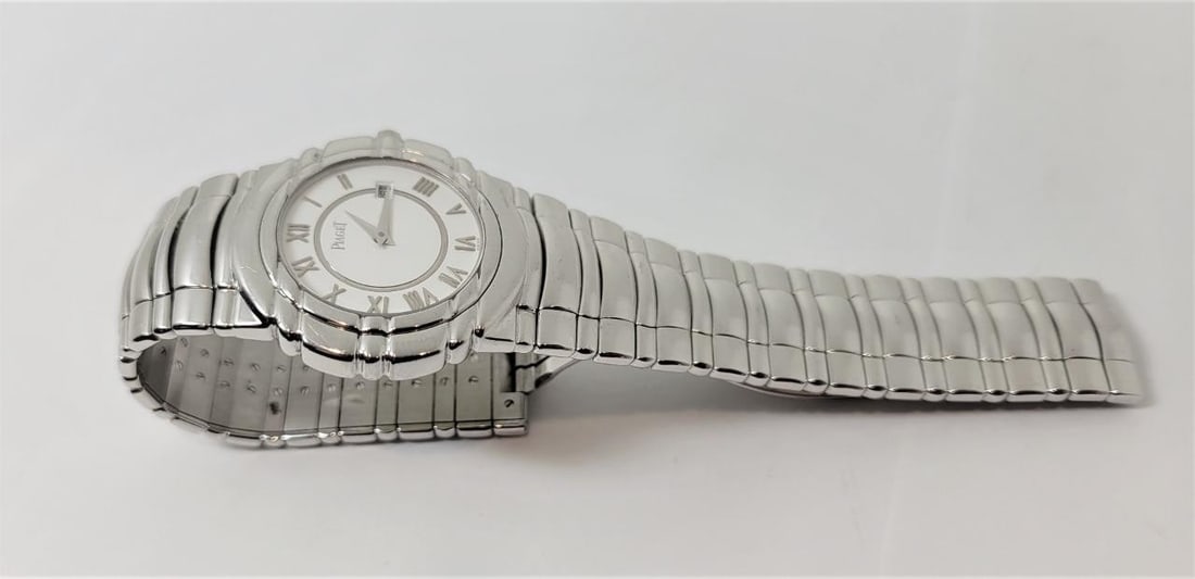 Mens PIAGET Tanagra 18k White Gold White Roman Dial Quartz Watch 17041 M 401D - 10