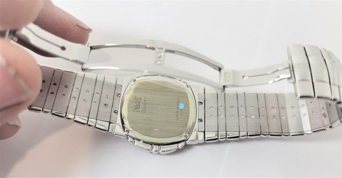 Mens PIAGET Tanagra 18k White Gold White Roman Dial Quartz Watch 17041 M 401D - 9