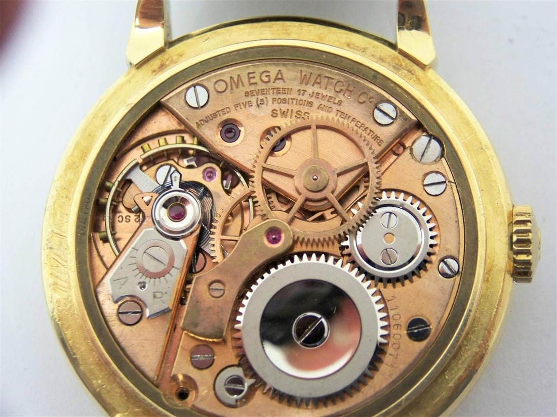 Vintage Solid 18k Gold OMEGA 17J Winding Watch 1950s Cal.30T2 SC RG CHRONOMETER - 10