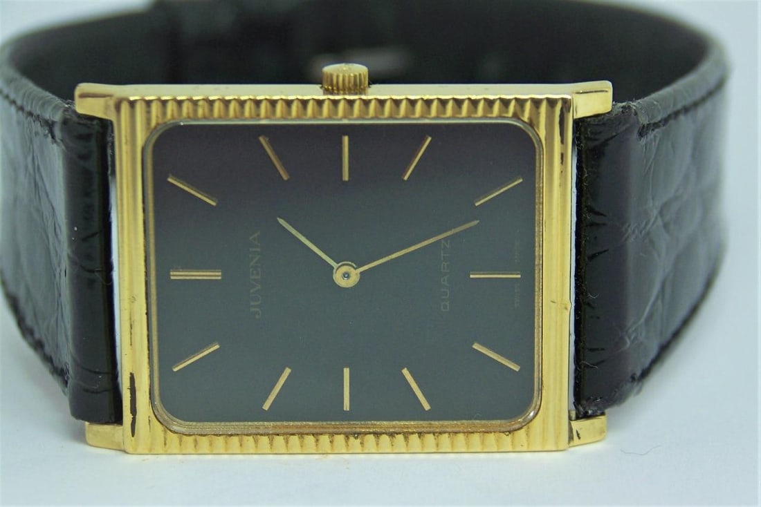 Mens Solid 18K Yellow Gold JUVENIA Ultra Thin Watch in Excellent Condition - 2