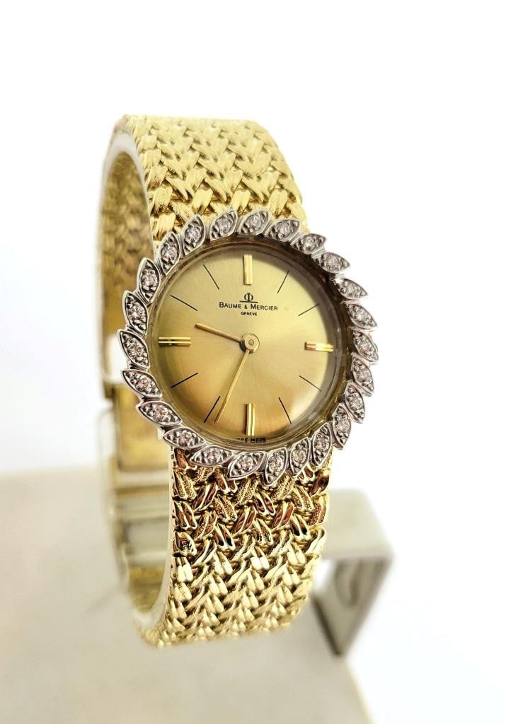 Vintage 14k Gold BAUME & MERCIER Ladies Winding Watch with Diamond Bezel 916120 - 2