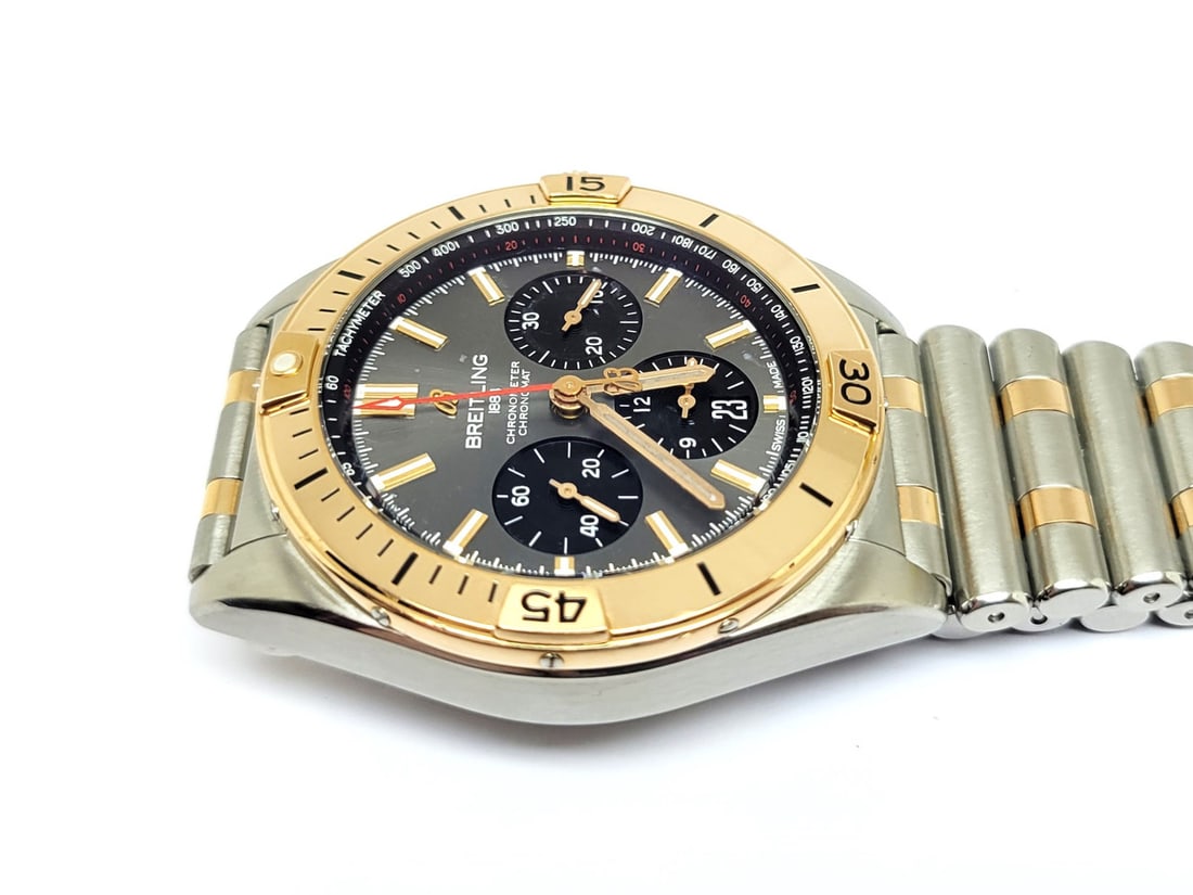 Mens Two-Tone Rose Gold Breitling Chronomat B01 42 mm UB0134 Grey Dial* EXLNT - 8