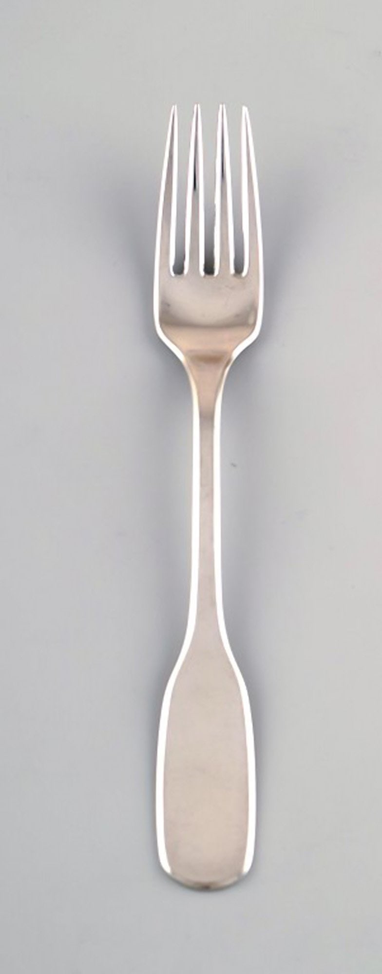 Hans Hansen cutlery Susanne lunch fork in sterling silver.: Title:Hans Hansen cutlery Susanne lunch fork in sterling silver. Description:Hans Hansen cutlery Susanne lunch fork in sterling silver. Measures: 16,5 cm. Perfect condition. Stamped. Reserve: $60.00 S