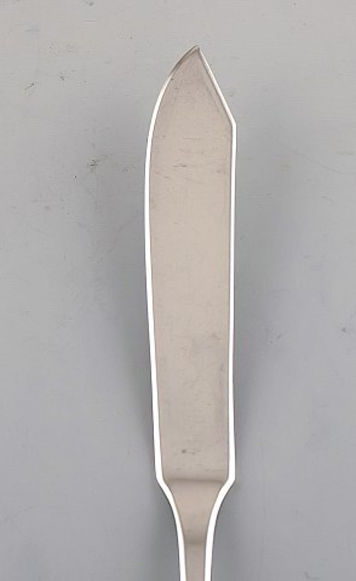 Hans Hansen silver cutlery. "Susanne" fish knife in sterling silver. Danish design, mid 20th - 2