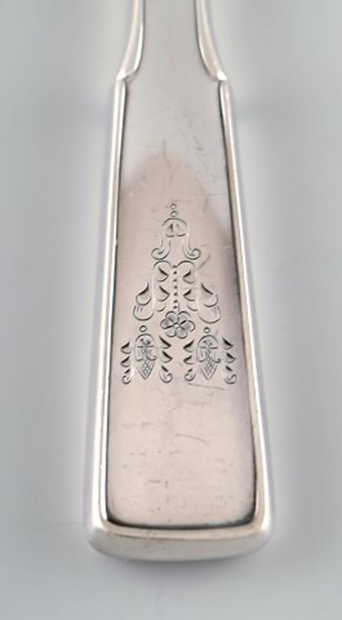 Hans Hansen silverware number 2. Cheese slicer in all silver and stainless steel. - 2