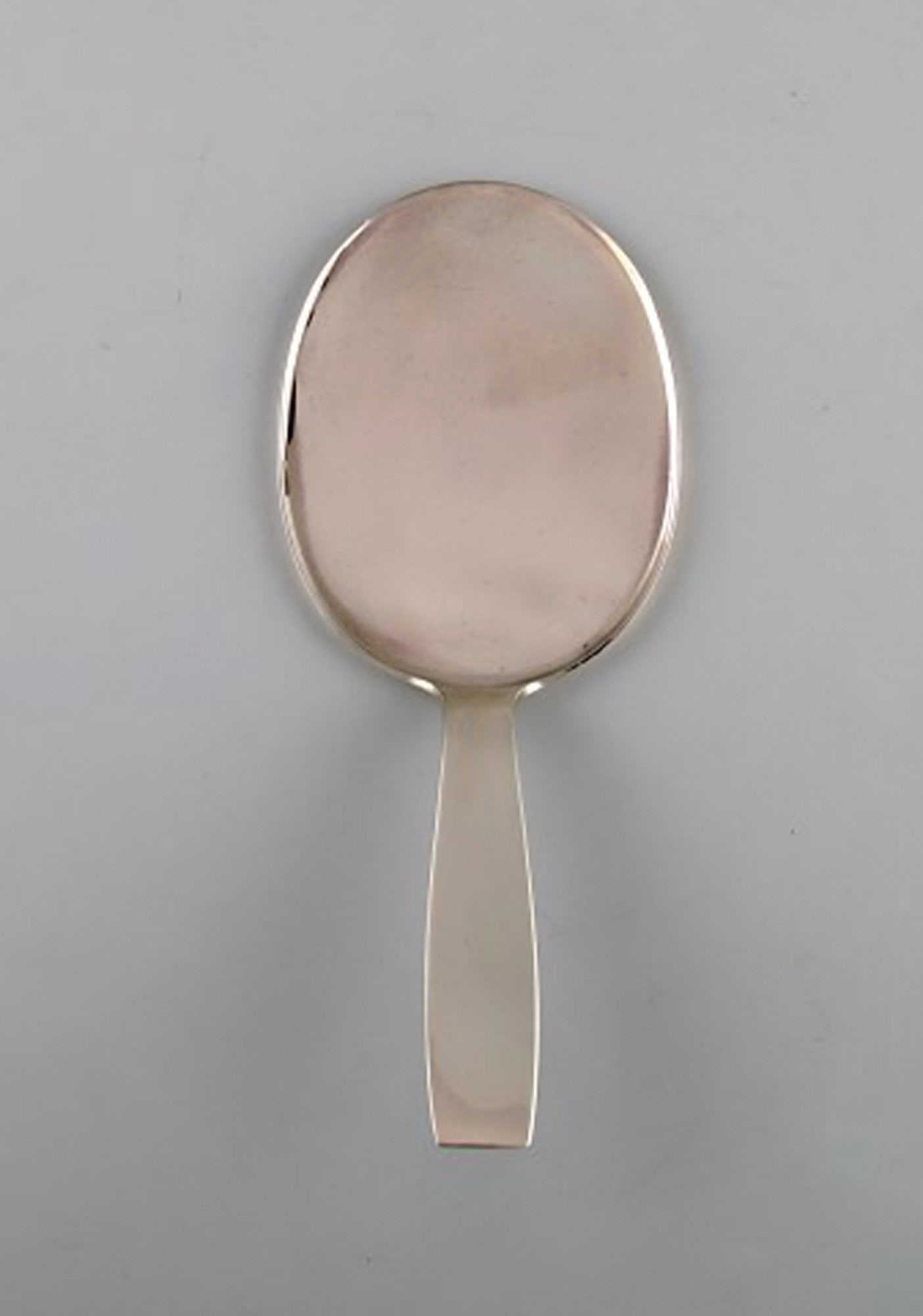 Evald Nielsen number 36 art deco serving spade in sterling silver. 1930's. - 2