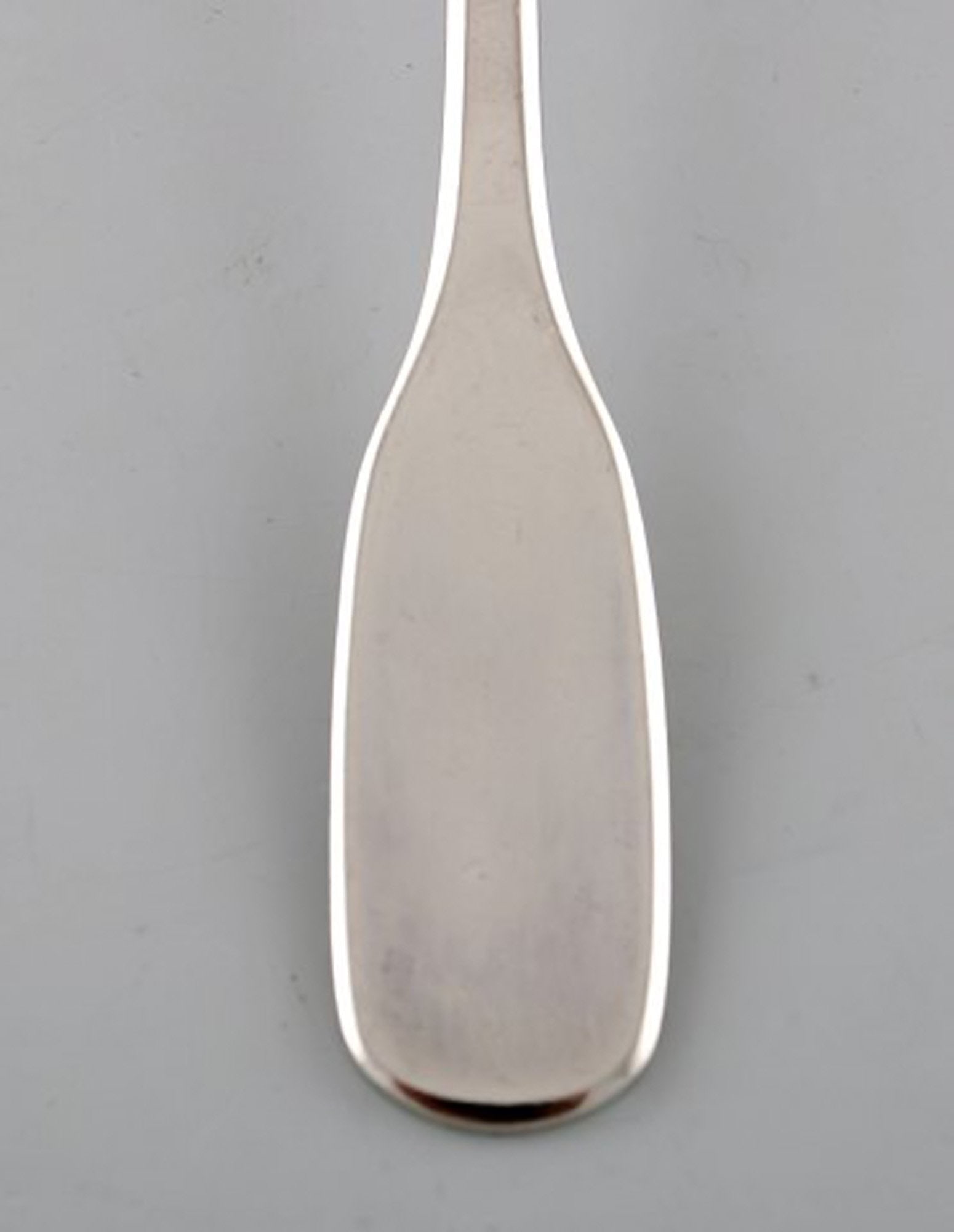 Hans Hansen silver cutlery. Large "Susanne" serving spoon in sterling silver. Danish design, mid - 3