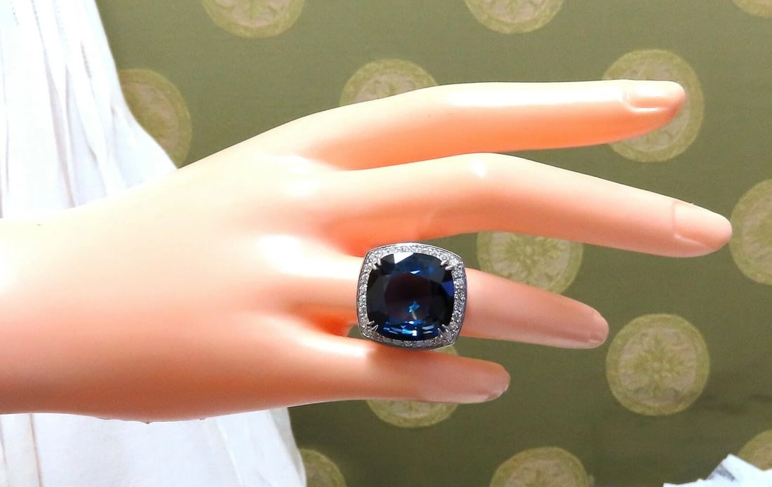 26ct Lab Sapphire diamonds Ring Vivid Royal blue 14 Karat - 6