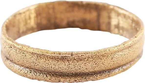 FINE VIKING WOMAN'S WEDDING RING, SIZE 5 1/4 (1 of 5)