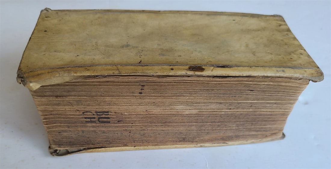 1667 & 1690 HORACE Poemata and Parodiae antique in LATIN poetry VELLUM BOUND - 3