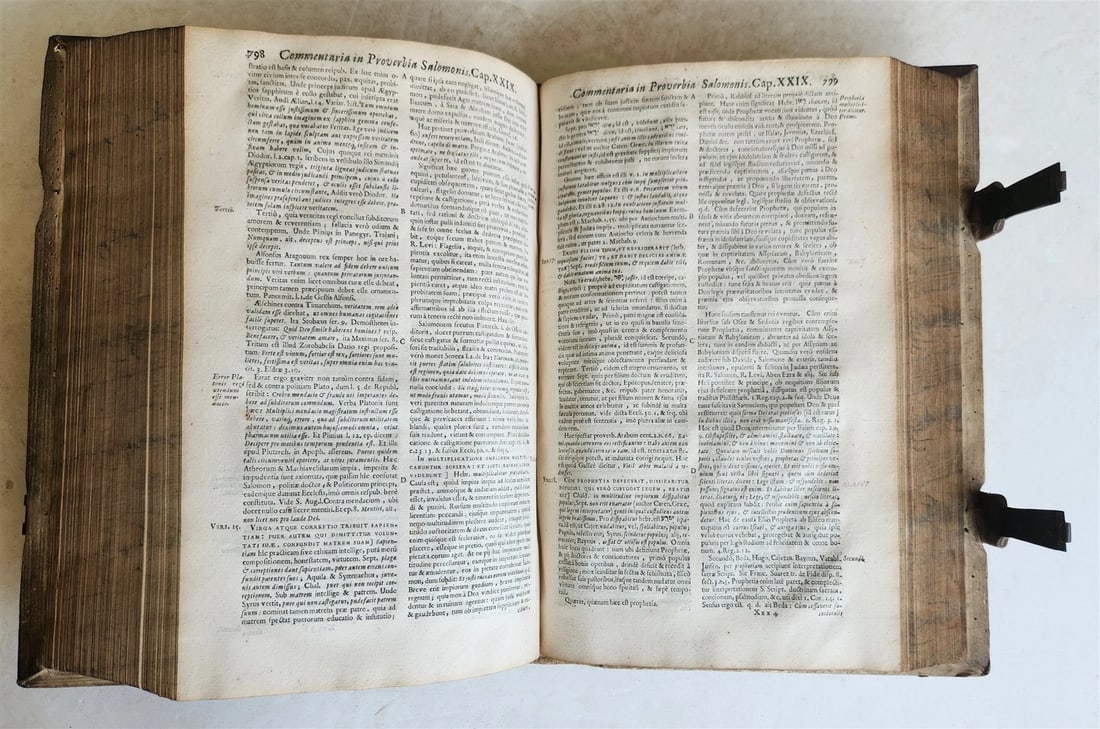 1716 COMMENTARIA in PROVERBIA SALOMONIS PIGSKIN BOUND FOLIO w/ CLASPS antique - 10