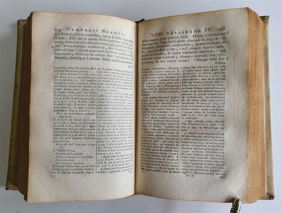 1734 VITAE EXCELLENTIUM IMPERATORUM CORNELIUS NEPOS VELLUM antique ROMAN - 8