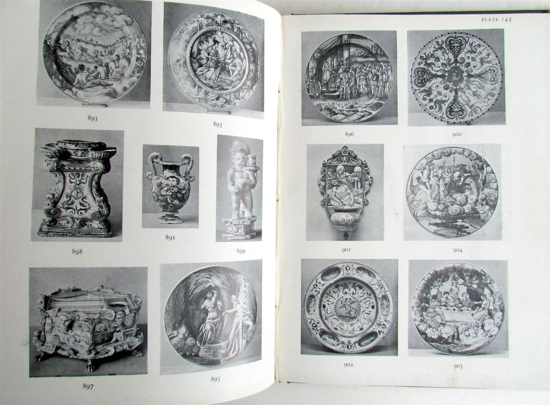 1940 CATALOG of ITALIAN MAJOLICA by RICHARD RACKHAM Vol. II PLATES illustrated - 10