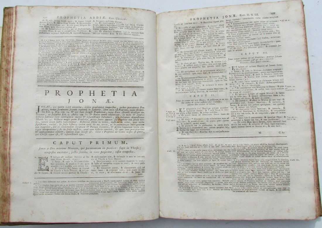 1774 HOLY BIBLE in LATIN BIBLIA SACRA ANTIQUE VELLUM BOUND FOLIO 2 VOLUMES - 6