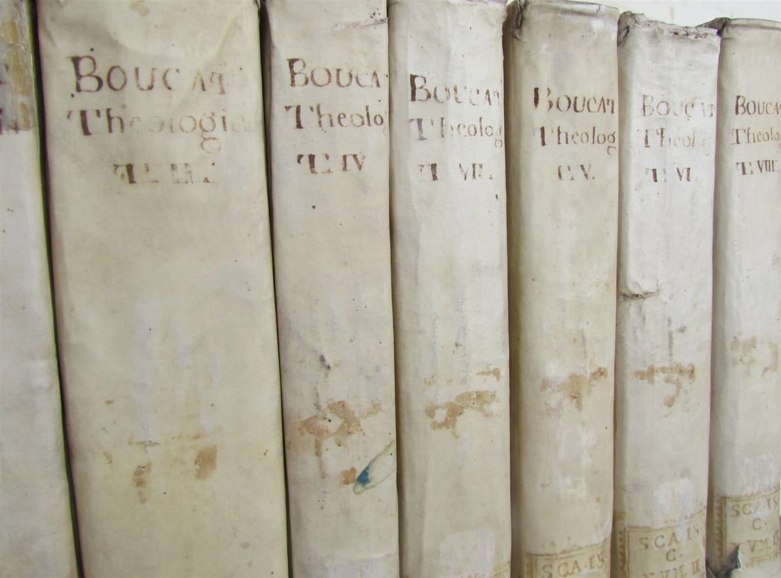 1736 VELLUM BINDING 7 VOLUMES LOT THEOLOGIA PATRUM by ANTONIO BOUCAT ANTIQUE - 8