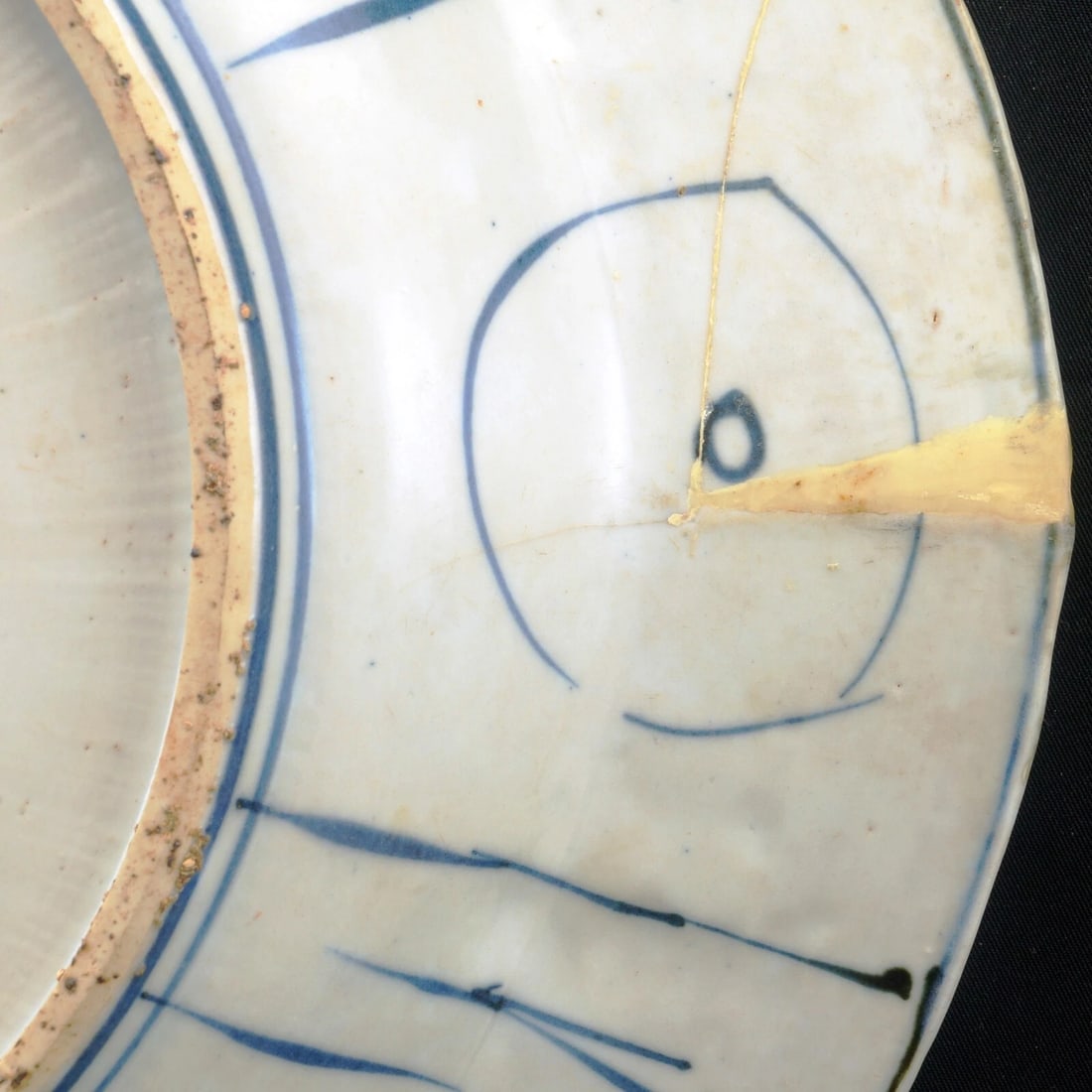 Chinese Ming Wanli Kraak Charger 16th C - 12