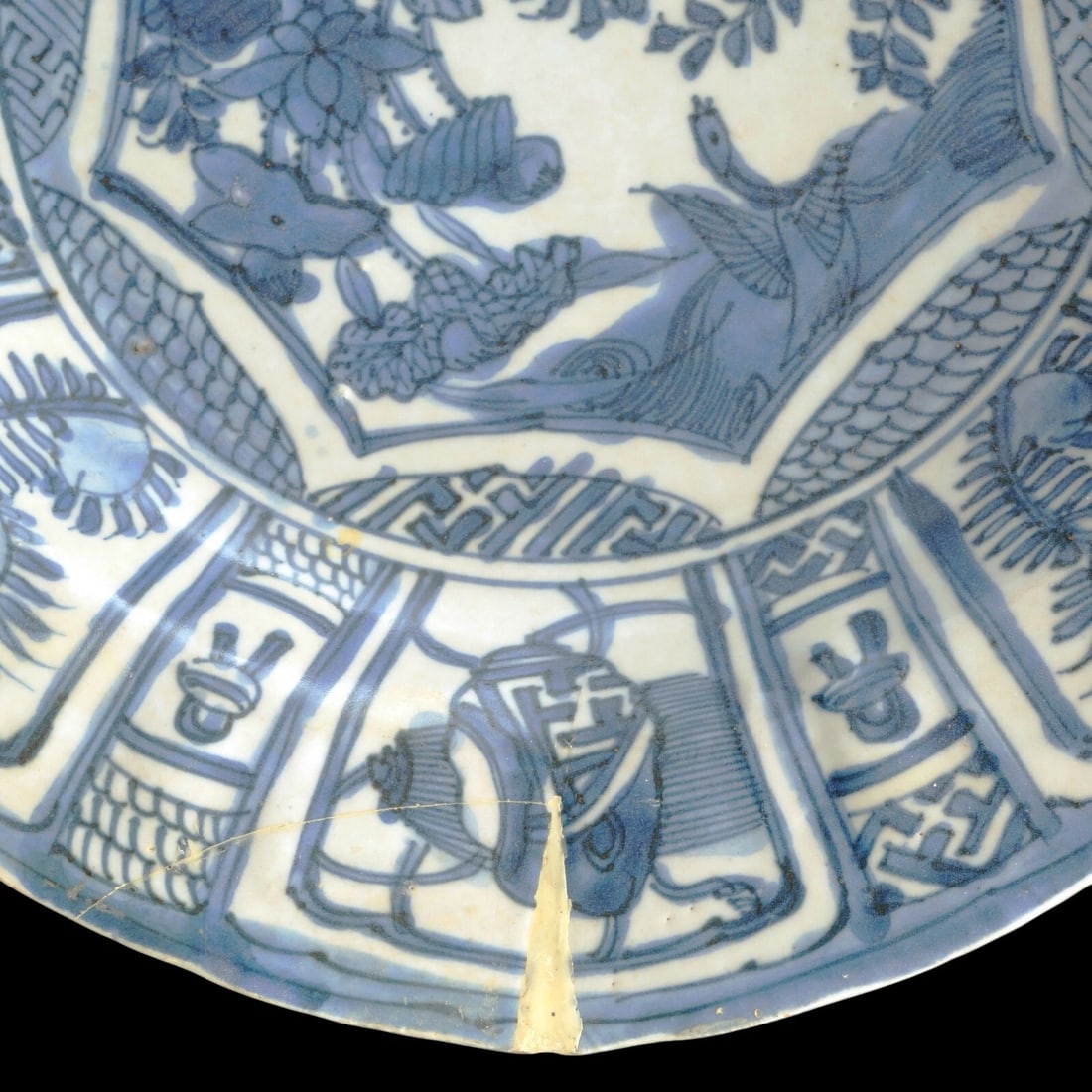 Chinese Ming Wanli Kraak Charger 16th C - 8