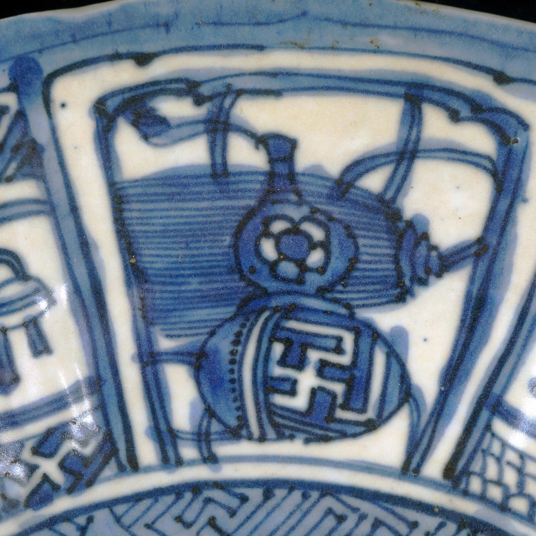 Chinese Ming Wanli Kraak Charger 16th C - 9