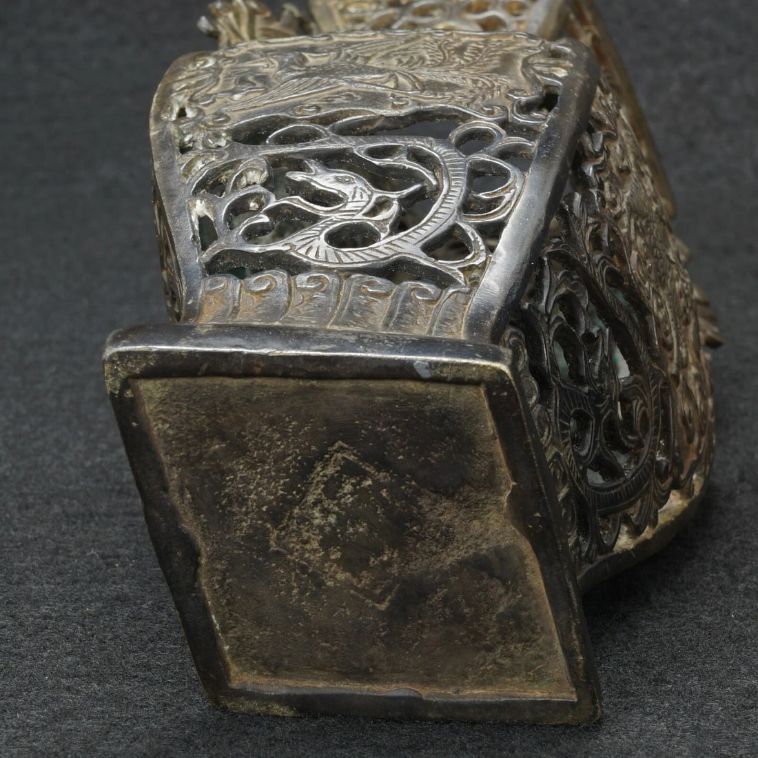 Chinese Pierced Bronze Vase Republic Period - 12