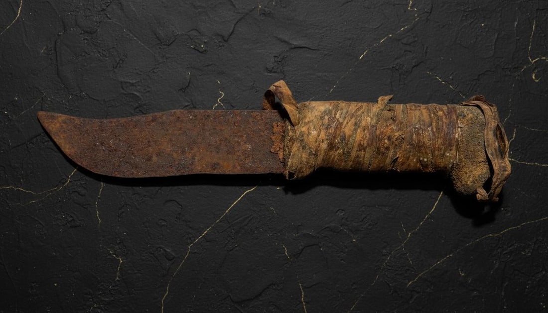 Hand Made Primitive Navajo Knife with Iron Blade, Antique Native American Tool - 2