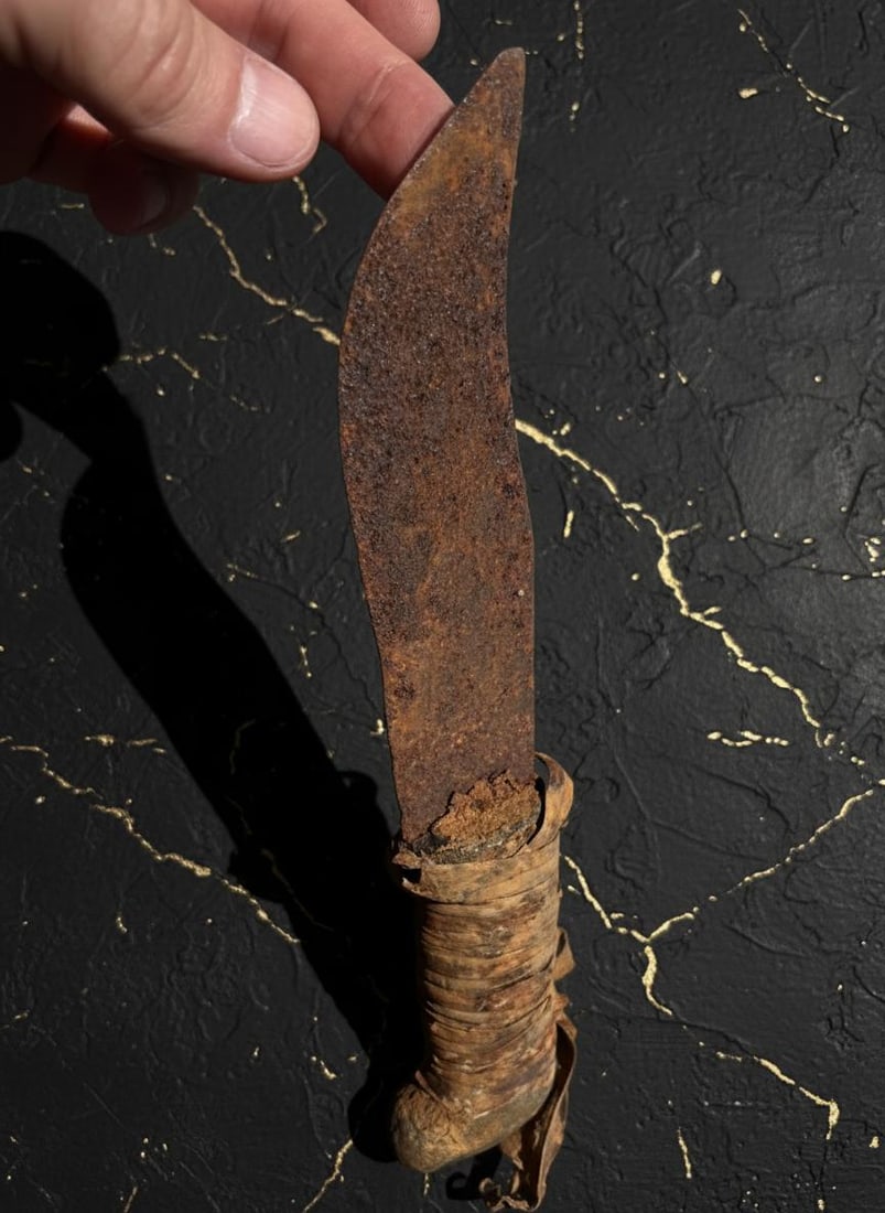 Hand Made Primitive Navajo Knife with Iron Blade, Antique Native American Tool - 8