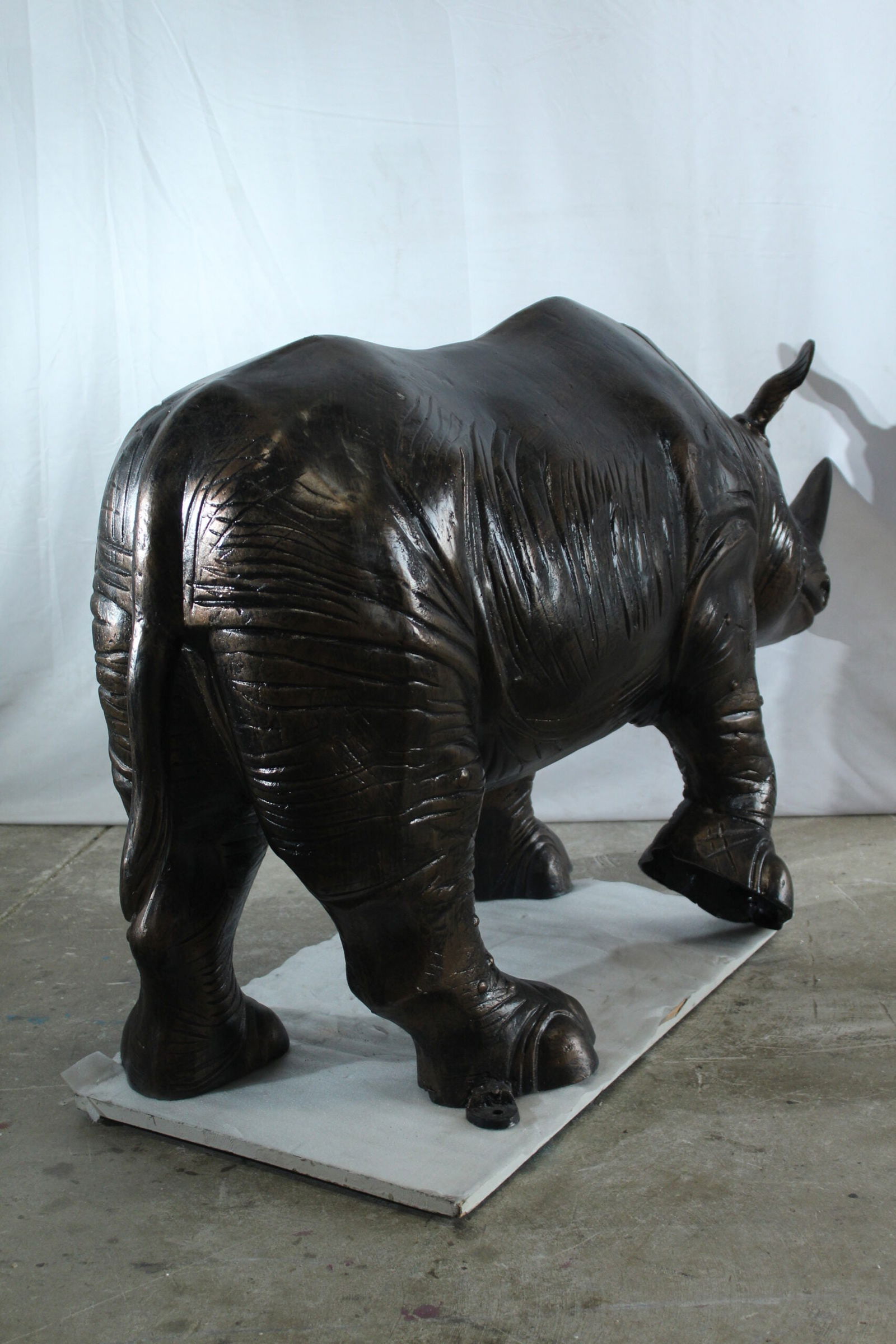 Giant Aluminum Rhinoceros Statue with Sculpted Armor Texture – Indoor & Outdoor Decorative - 11