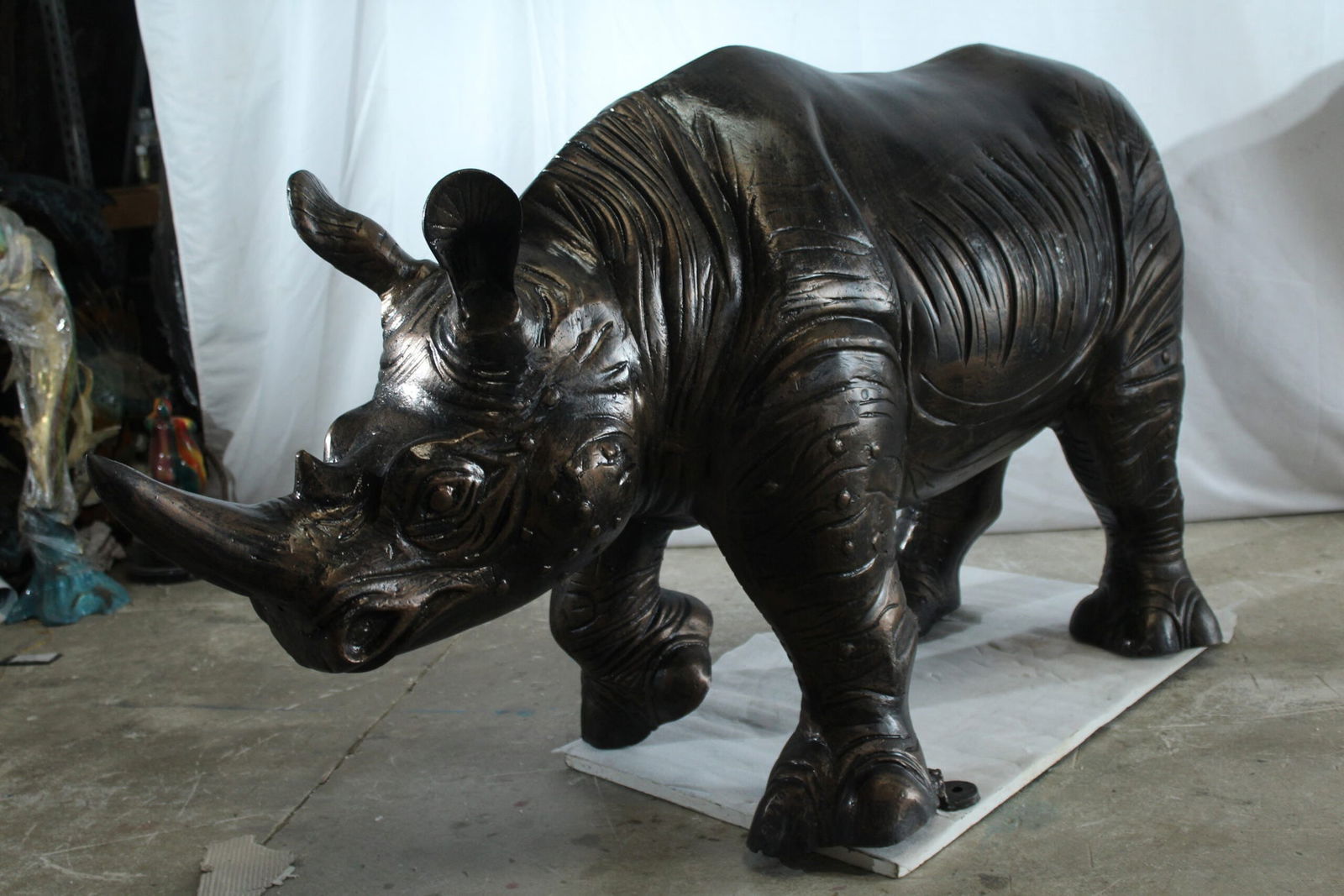 Giant Aluminum Rhinoceros Statue with Sculpted Armor Texture – Indoor & Outdoor Decorative - 4