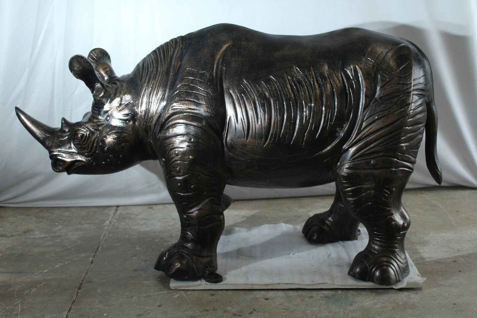 Giant Aluminum Rhinoceros Statue with Sculpted Armor Texture – Indoor & Outdoor Decorative - 5
