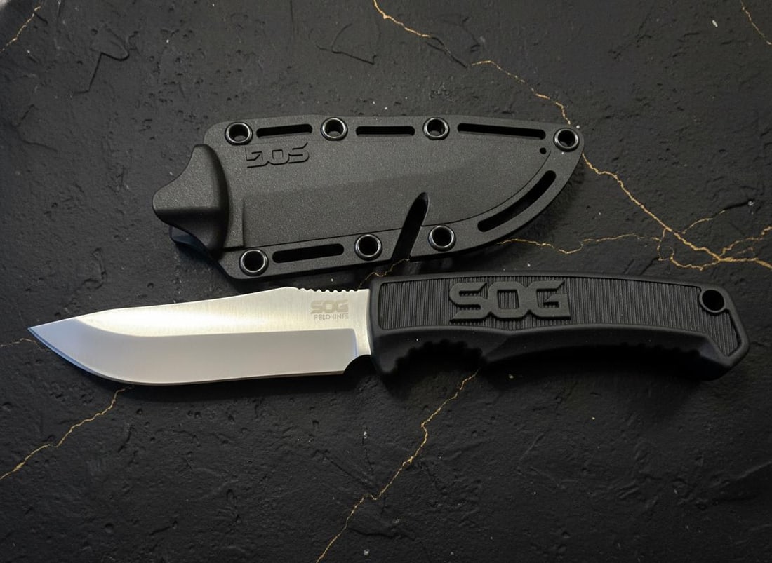 Mint SOG Field Knife, 4 Inch Full Tang Fixed Blade, Black Rubber Survival Grip: Title:Mint SOG Field Knife, 4 Inch Full Tang Fixed Blade, Black Rubber Survival GripDescription:This SOG Field Knife is a modern, high-quality cutting tool designed for reliability in survival,