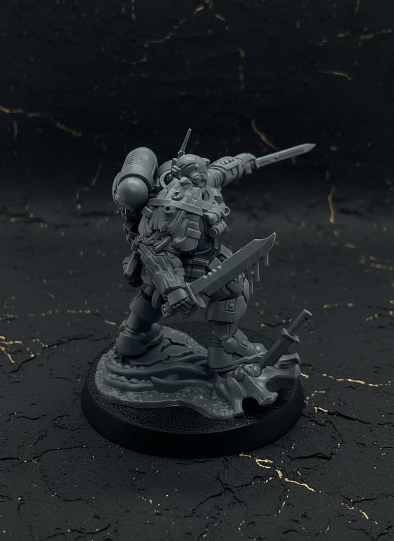 Primaris Lieutenant with Combi Weapon, Assembled Space Marines Miniature for Warhammer 40k - 4