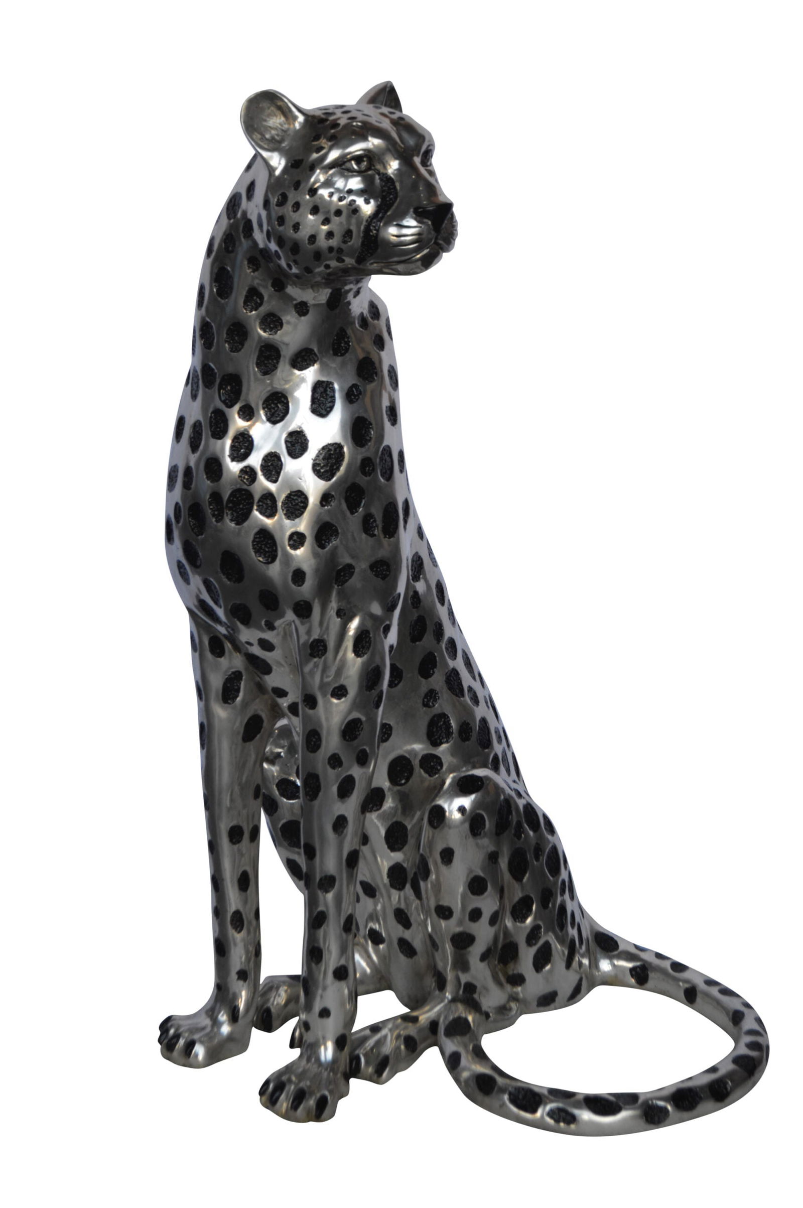 Sitting Cheetah Bronze Statue Silver Finish - Size: 21"L x 21"W x 34"H.: Title:Sitting Cheetah Bronze Statue Silver Finish - Size: 21"L x 21"W x 34"H.Description:The sitting Cheetah sculpture is a majestic representation of one of nature's most regal creatures. The