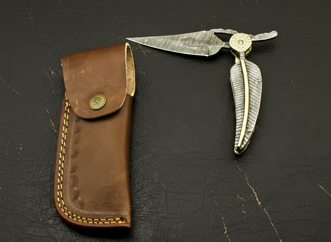 Handmade Damascus Steel Folding Knife with Liner Lock, Custom Pocket Hunting Blade - 2