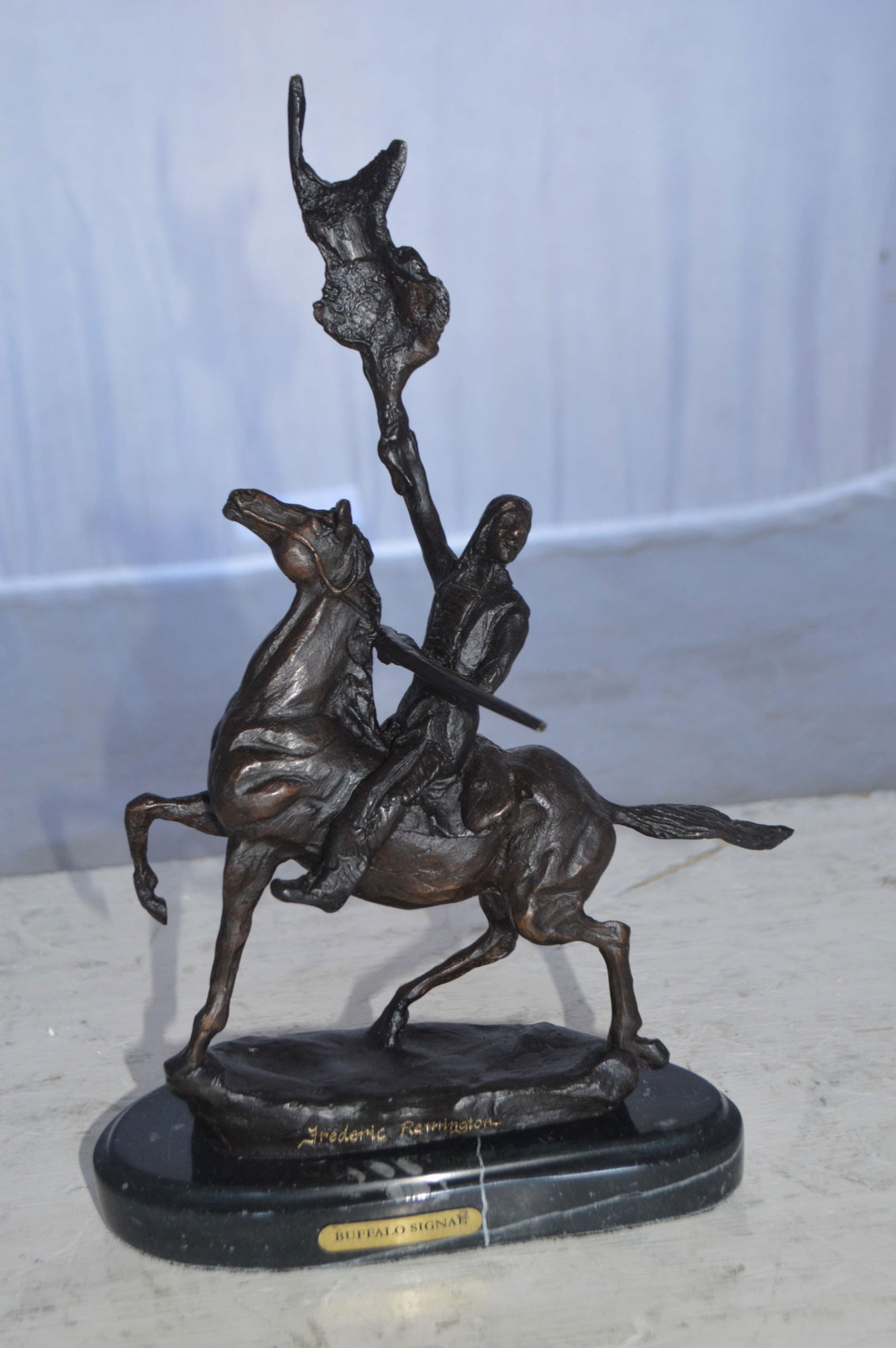 Buffalo Signal Bronze Statue by Remington 13H - Size: 8"L x 3"W x 13"H. - 4