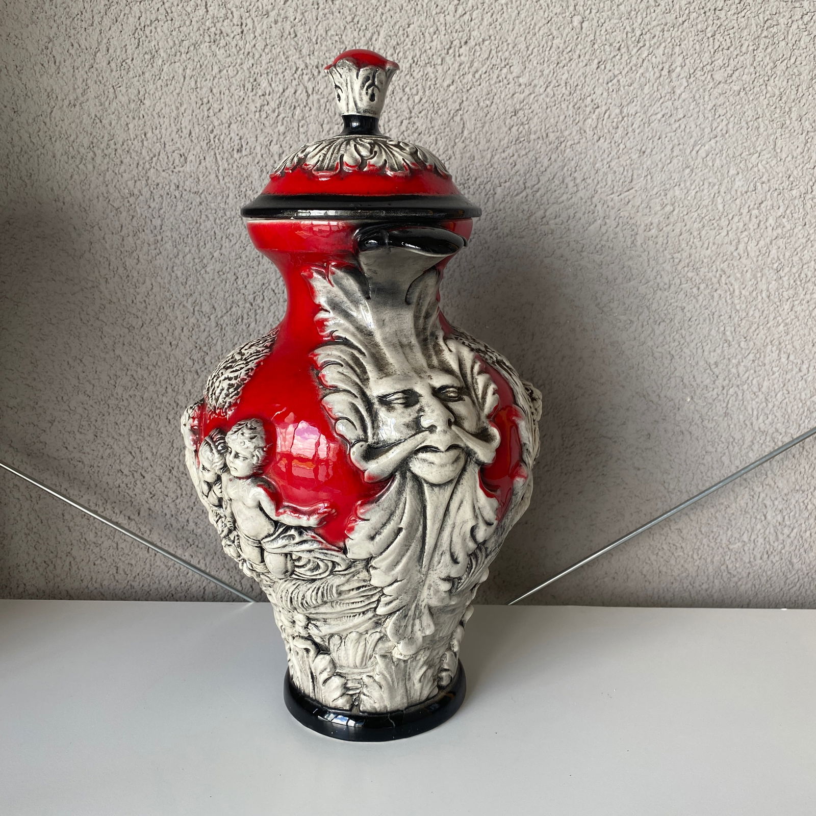 Handmade and handpainted ceramic jar pot with lid - 2