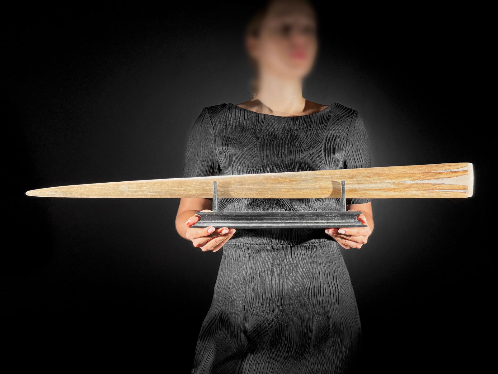 Wonderful large carved swordfish tusk - Japanese koi motif - 2