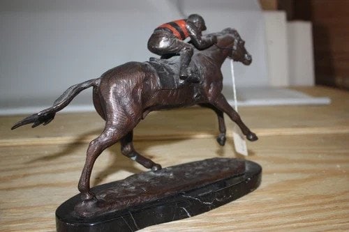 Jockey on horse - Bronze Statue - 7