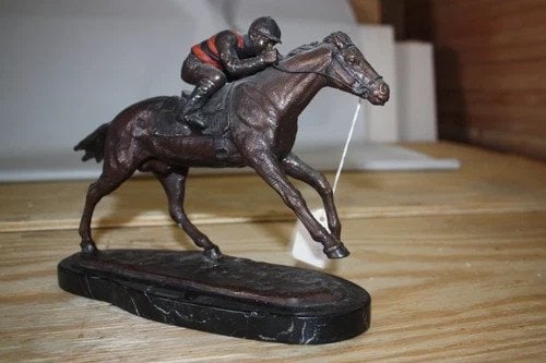 Jockey on horse - Bronze Statue - 8