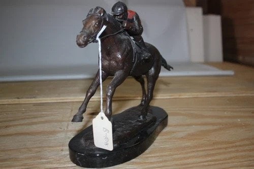 Jockey on horse - Bronze Statue - 9