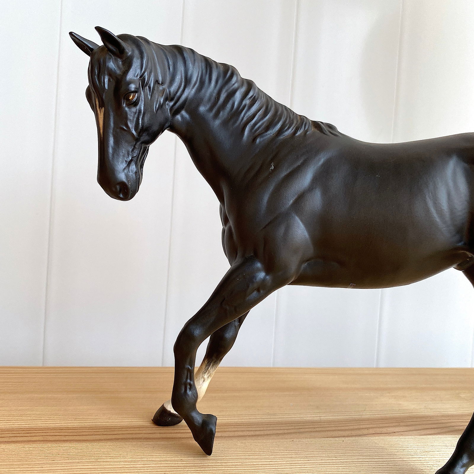 Signed Porcelain Horse Statue - Black Beauty - 7