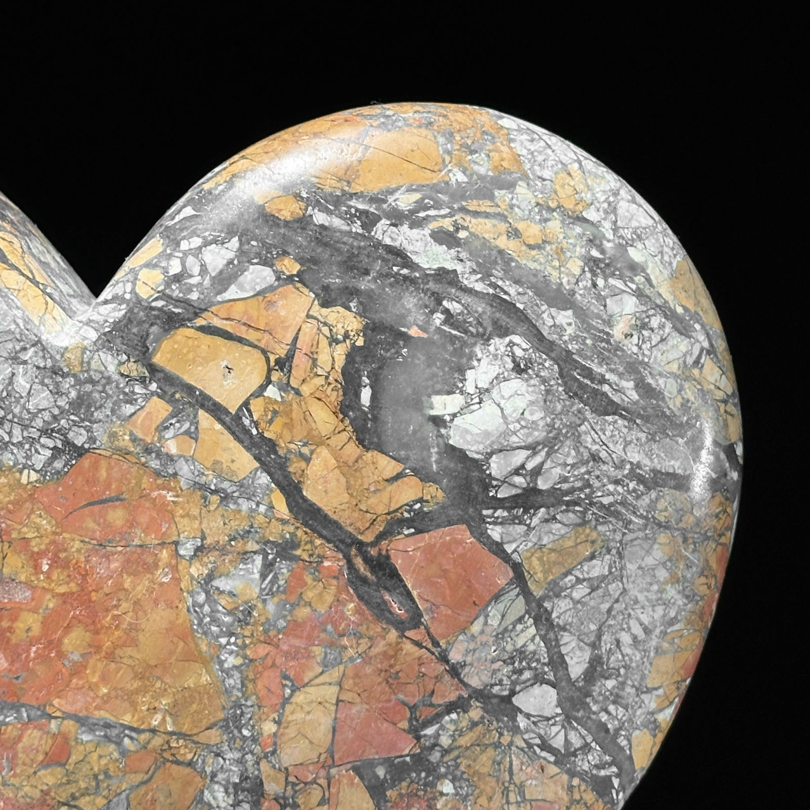 Stunning set of a crystalized Maligano Jasper heart and a calcite cube cluster with stands - 3