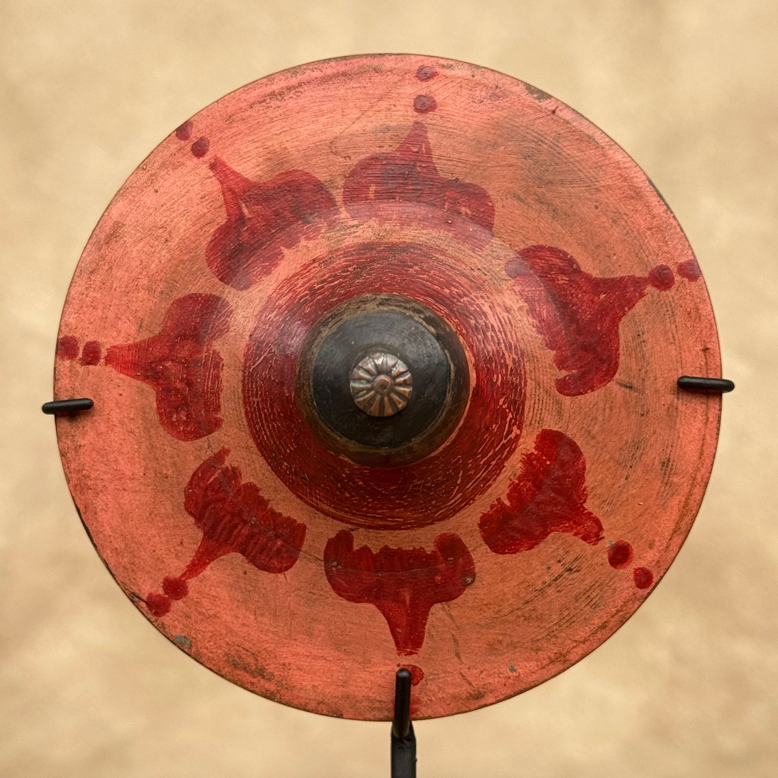 Beautiful set of 3 spinning tops with stands - Gasing - 6