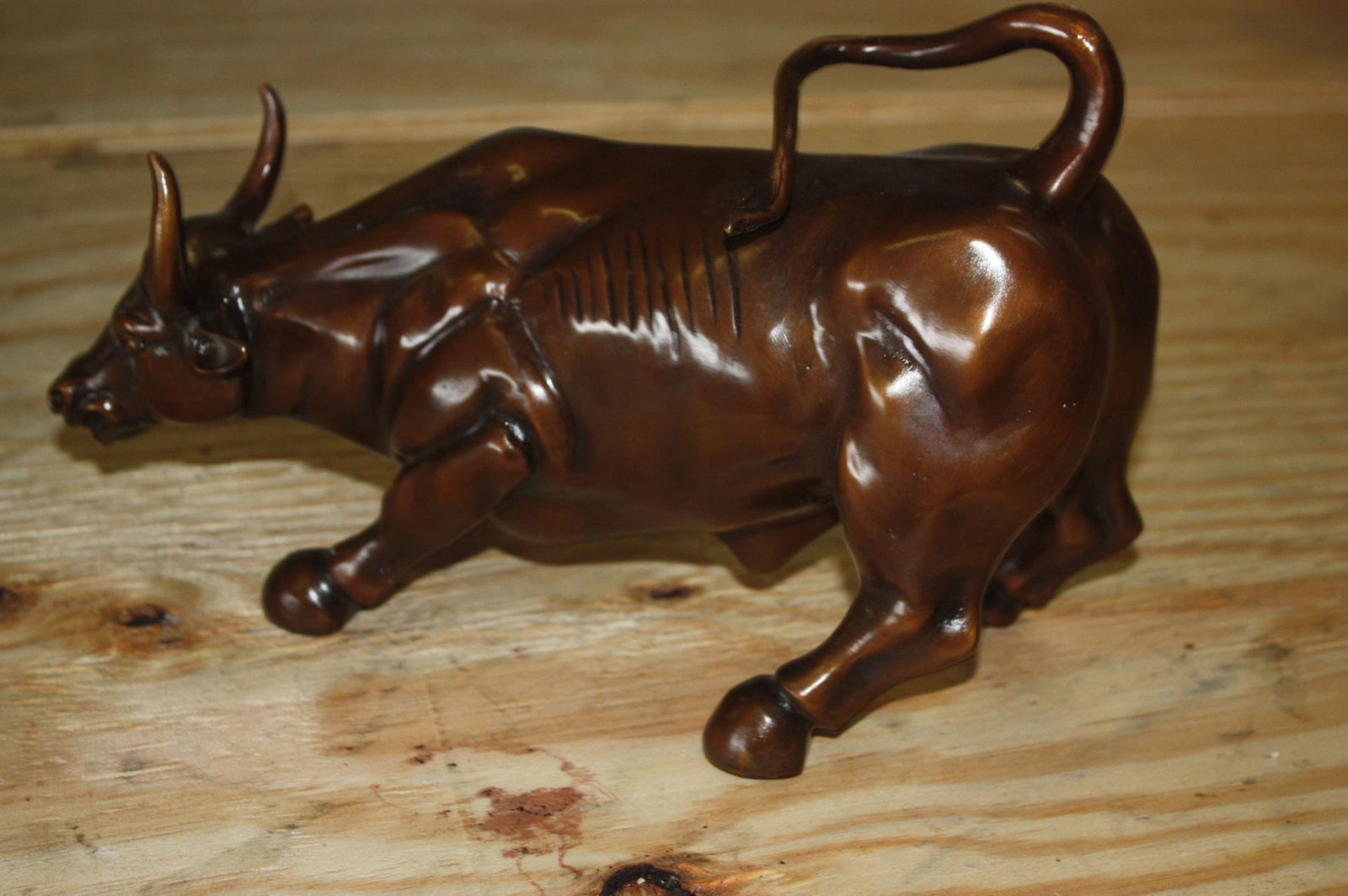Bronze Wall Street Bull Small Statue - 10