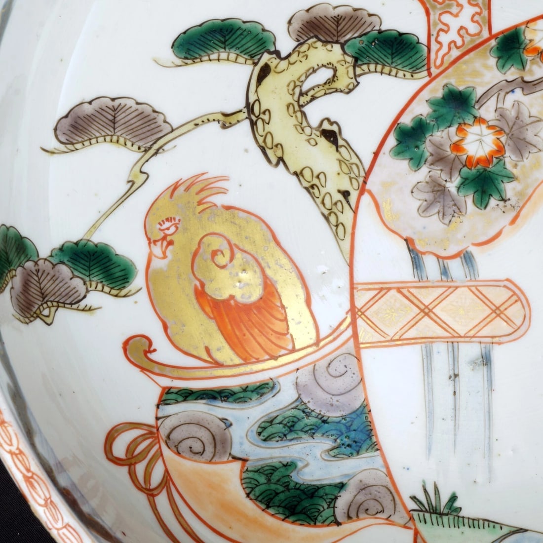 19th C Large Japanese Imari Bowl - 9