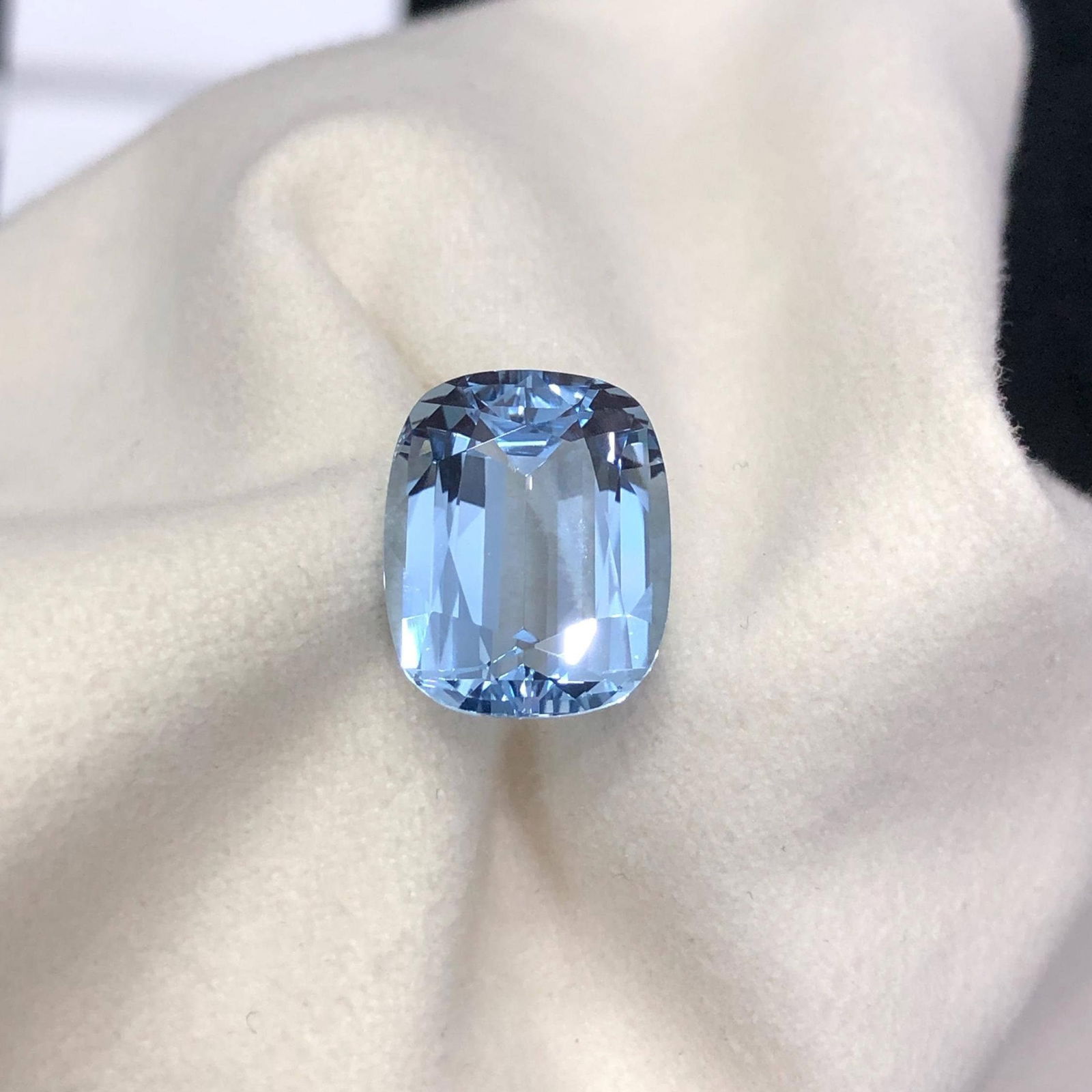 Santa Maria Aquamarine Gemstone: 10.60 CT Cushion Cut Beryl (1 of 10)