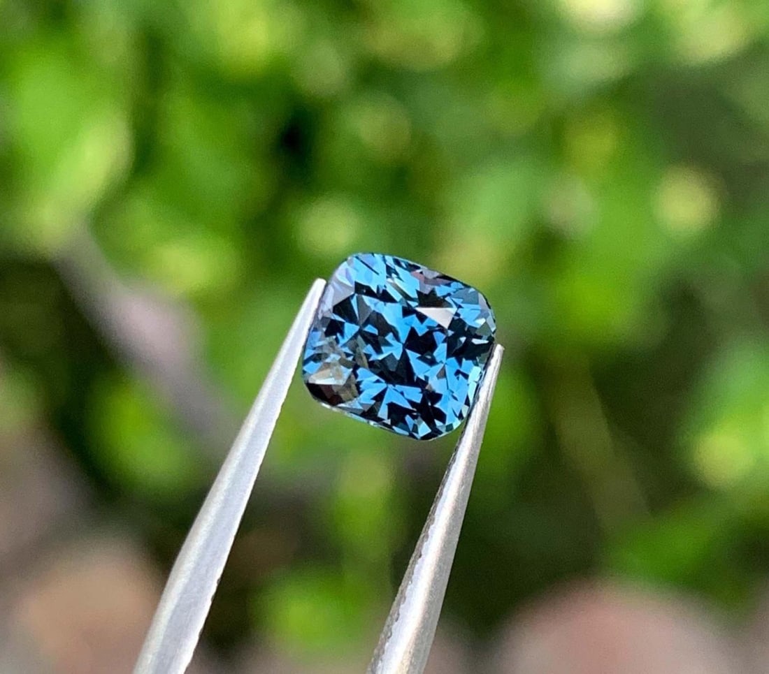 GIA Certified 2.00 CT Celestial Blue Spinel: Cushion Cut Gemstone - 2