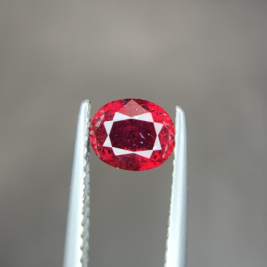 1.15 Carat Pinkish Red Ruby: Faceted Oval Mozambique Gemstone - 2