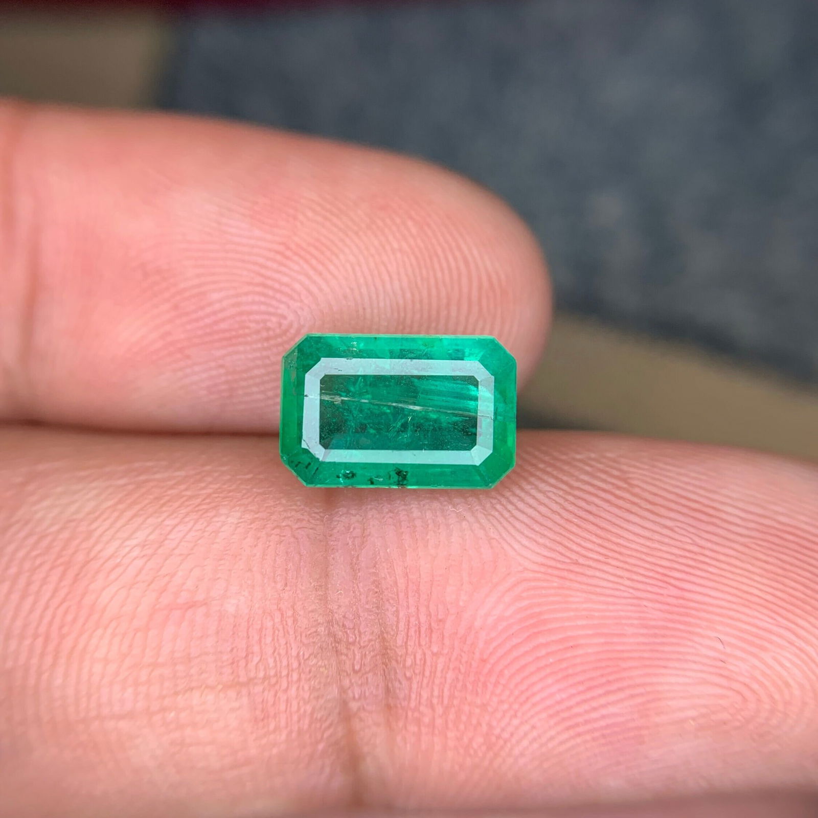 Natural Zambian Emerald Gemstone: Faceted Cut Stone, 2.45 CT - 4