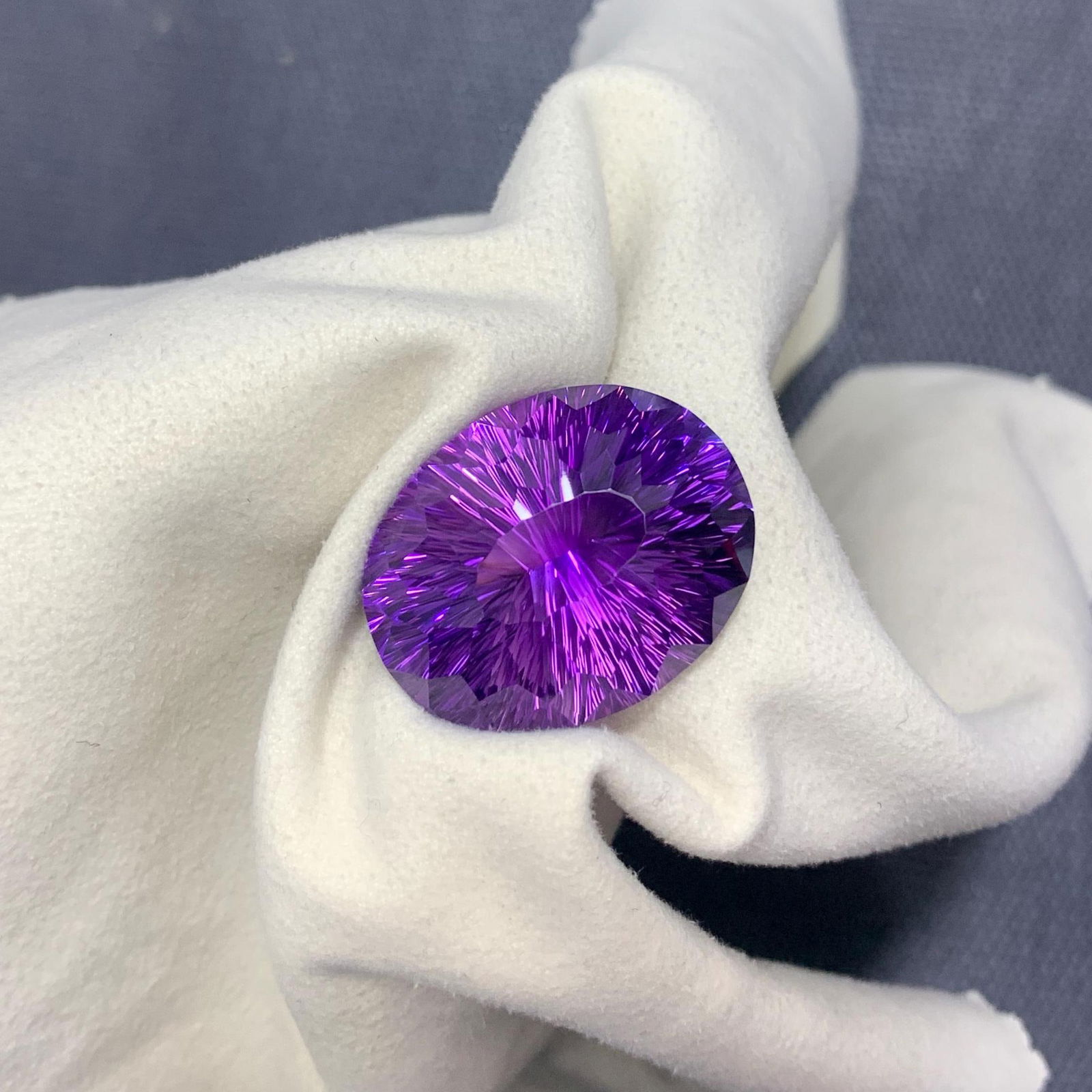 73.95 Carat Natural Amethyst Loose Gemstone: Fancy Oval Cut, Loupe Clean - 7